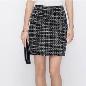 Ann Taylor Black and White Tweed Skirt 6P